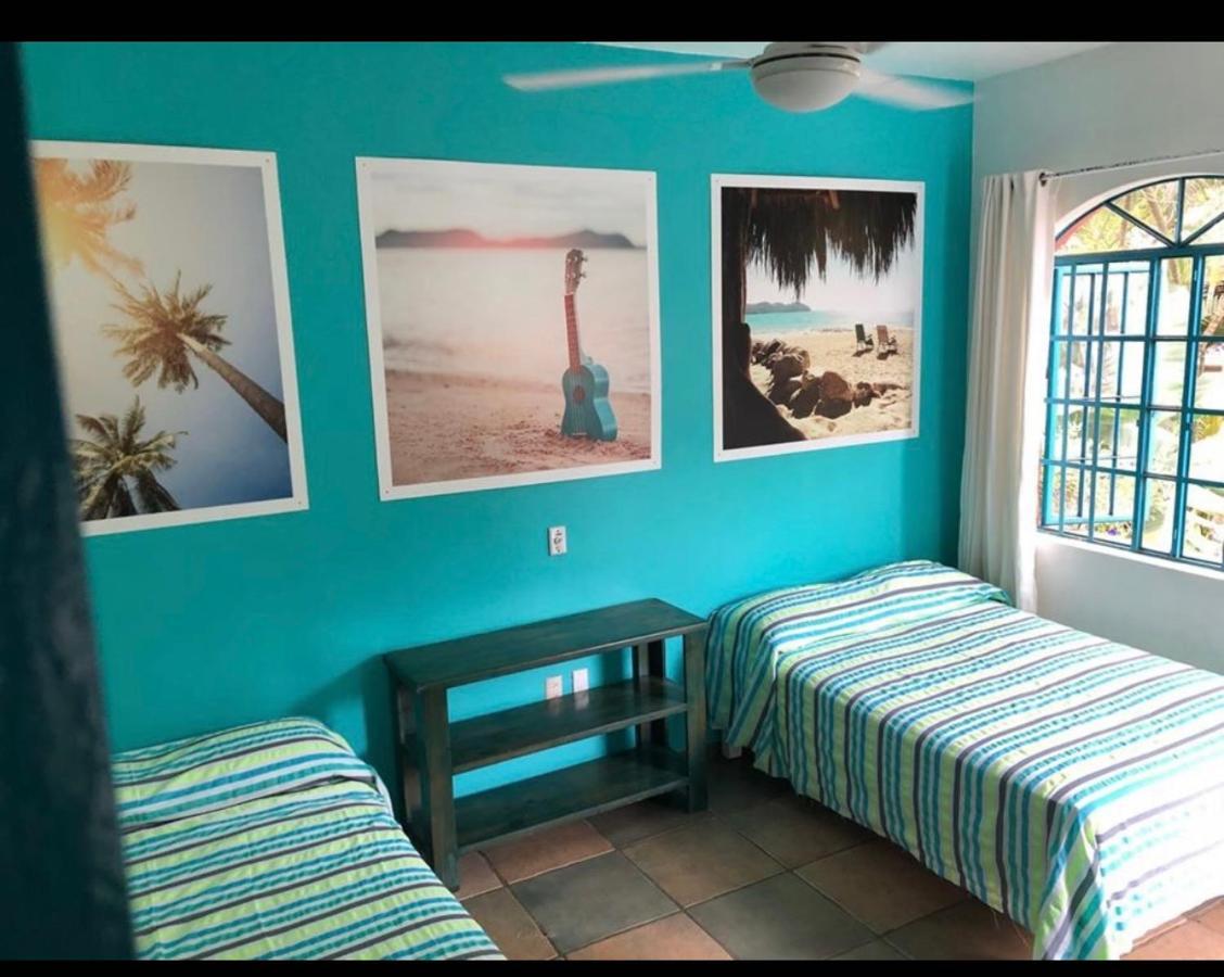 Surf N Roll House Hotel Sayulita Exterior photo